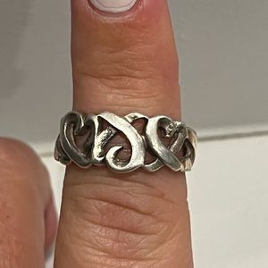 Tiffany & Co. Paloma Picasso triple heart ring in sterling silver